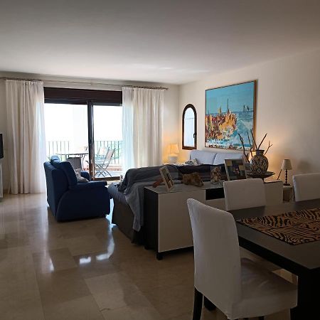 Amplio Apartamento En Portofino La Alcaidesa Zewnętrze zdjęcie
