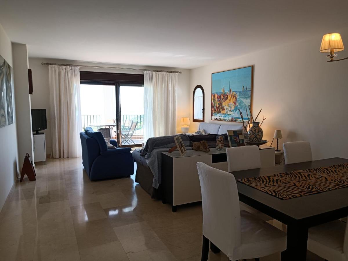 Amplio Apartamento En Portofino La Alcaidesa Zewnętrze zdjęcie